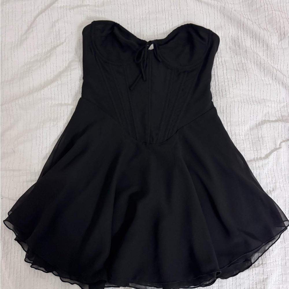 White Fox Boutique Elegant Black Strapless Dress